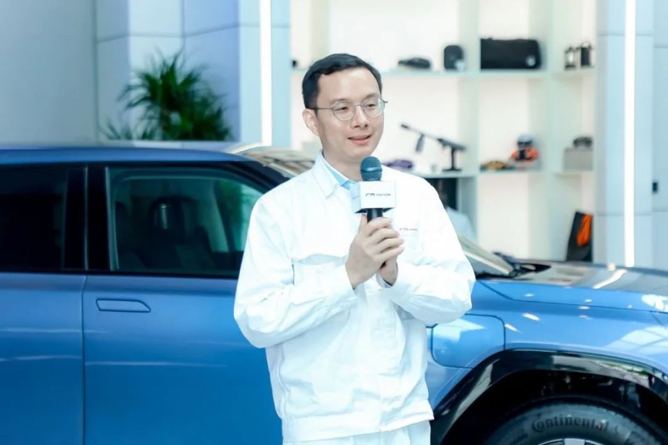广汽Honda华南大区P7首批车主交付仪式