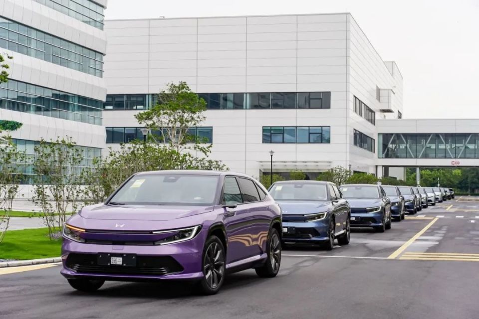 广汽Honda华南大区P7首批车主交付仪式