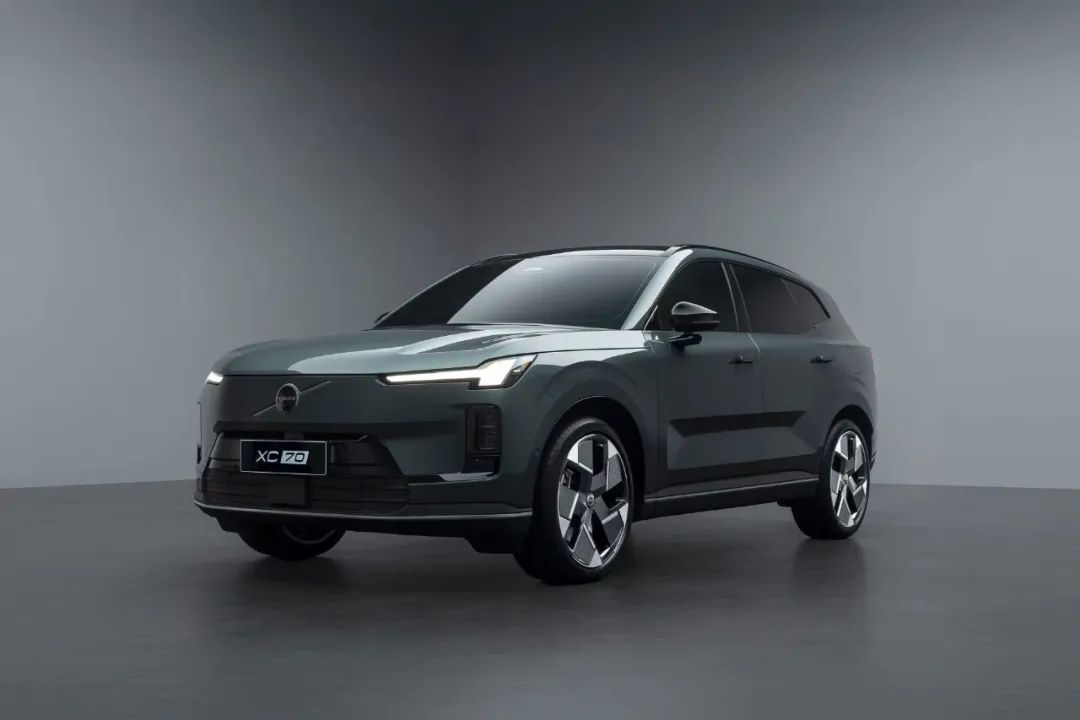沃尔沃发布SMA超混架构 全新XC70正式亮相