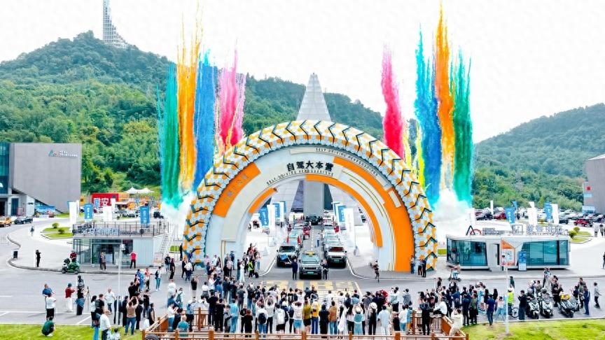 “悦野·中国”IP来了！北京越野百车共赴川藏行