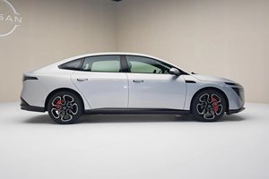 日产出爆款了？最大续航635km，配大沙发+智驾，顶配售价不到15万