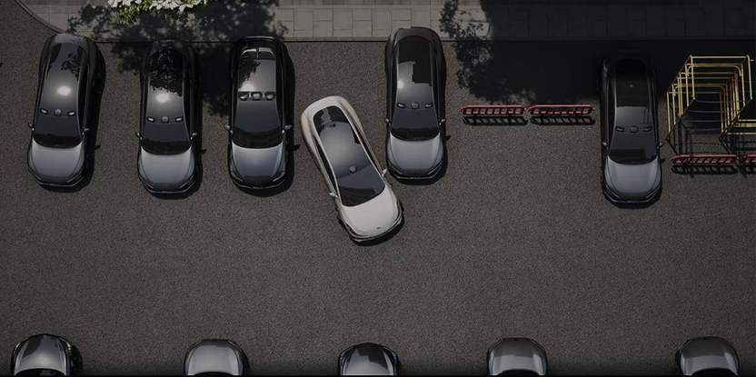 全新智己L6上市，权益价20.49万起，入门即顶配”颠覆之作