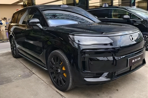 大型SUV≠笨拙，腾势N9丝滑掉头让网友点赞