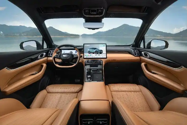 新一代三好SUV！第四代博越L上市限时价9.29万起