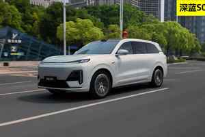 同是大六座 SUV，为什么深蓝 S09 比理想 L8更适合家庭出行？