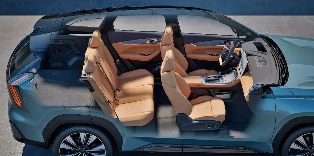新一代三好SUV！第四代博越L上市限时价9.29万起