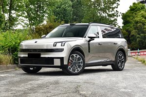平价高配大6座“王炸”，3套动力，智驾+空悬+后轮转向，长超5.2m