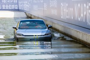 全时预警全域保护 电池10重安全设计 奇瑞首推“守护者”智慧安全系统