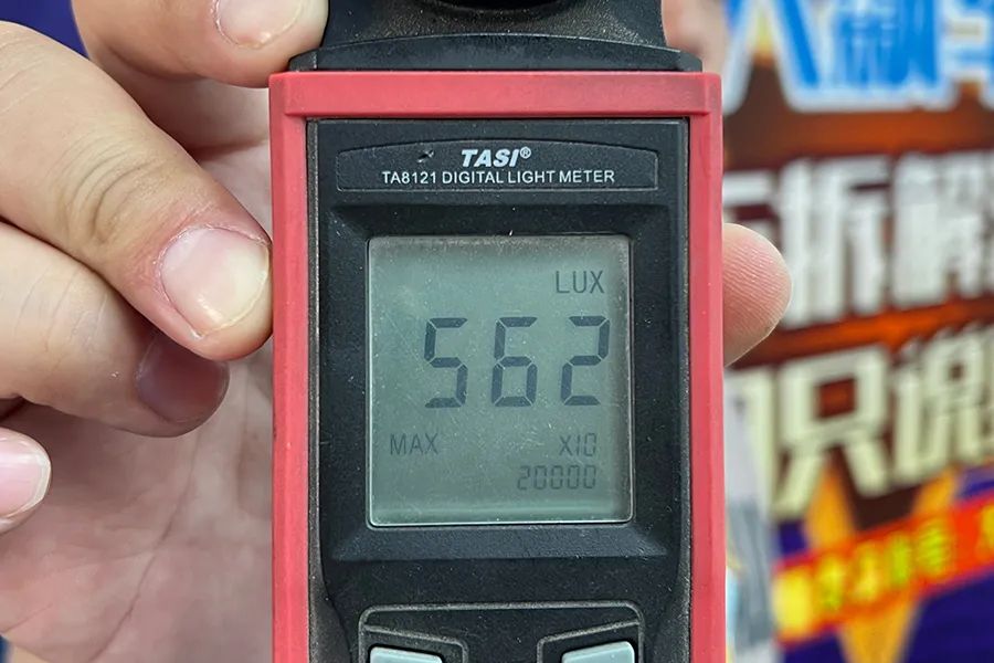 理想MEGA：自驾欧洲5万多公里，没想到这辆纯电MPV这么抗造！