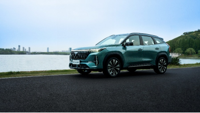 燃油SUV王者归来，“新一代三好SUV”第四代博越L上市限时价