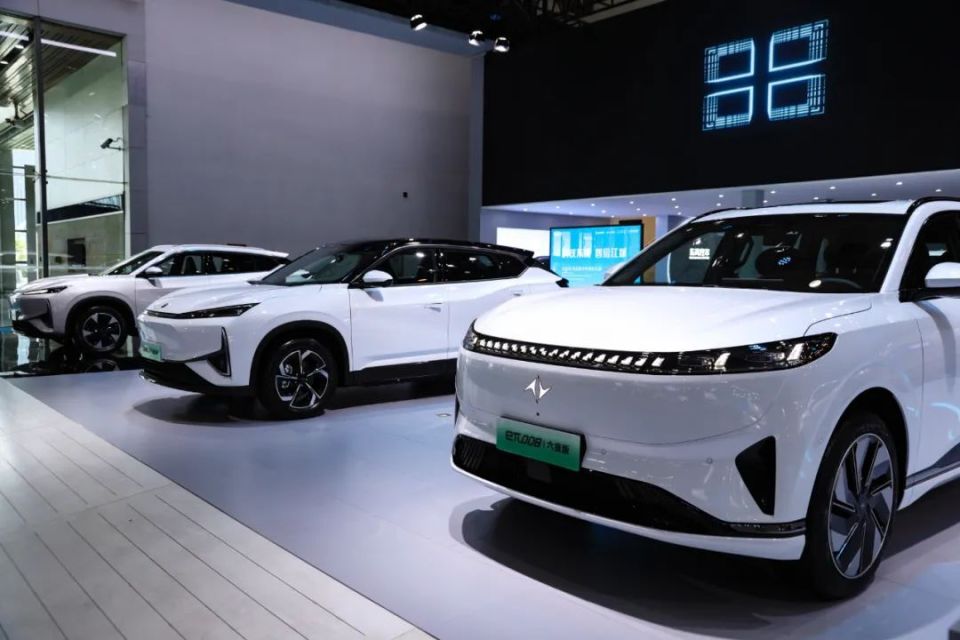 东风乘用车三品牌15款车型齐聚华中国际车展