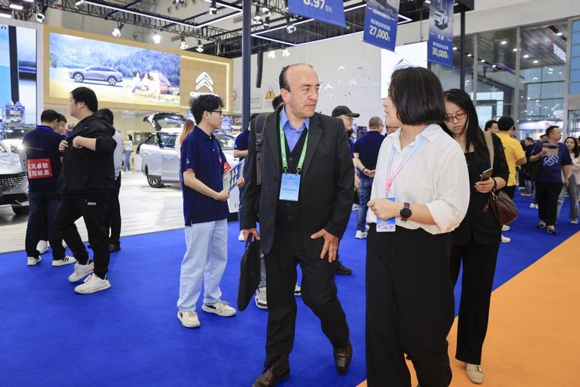 打开汽车消费磁场！2025第二十三届华中国际车展盛大开幕