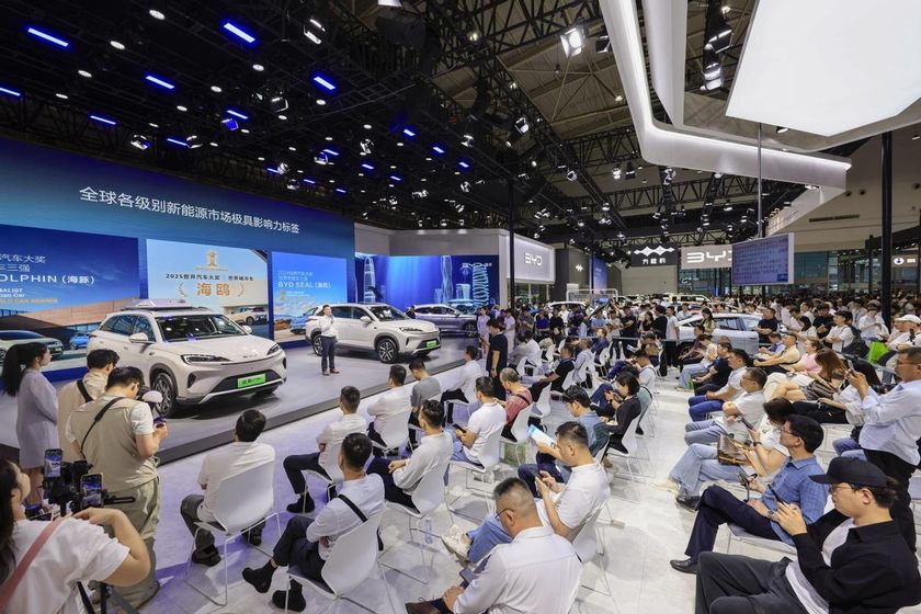 打开汽车消费磁场！2025第二十三届华中国际车展盛大开幕