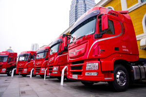 湖北卫视聚焦东风商用车：以客户为中心，1-4月持续领跑中重卡市场