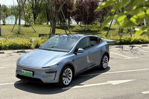 试驾Model Y丨驾乘更舒适，续航更长，再树电动SUV“销冠标杆”
