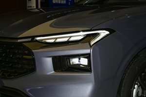 价格接近，想买合资B级车，蒙迪欧与亚洲龙怎么选？