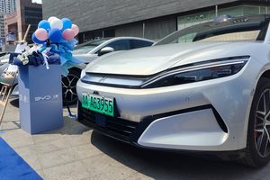 逐鹿中原，比亚迪汉L唐L郑州集中交车