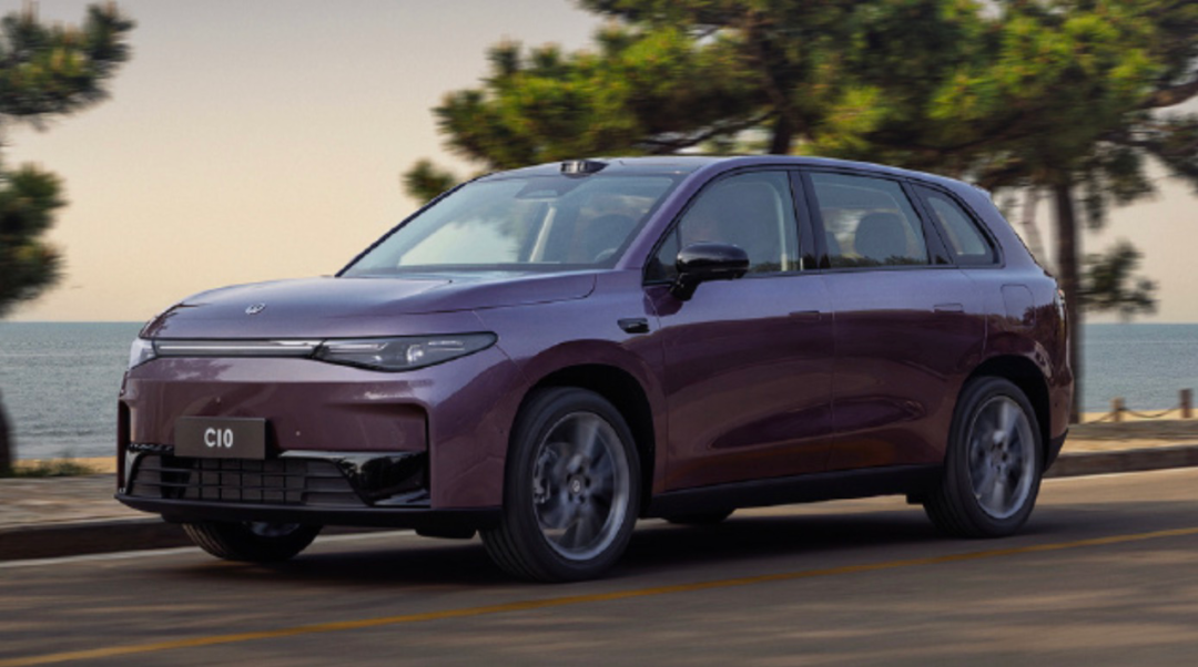 新车｜2025潮流座驾来袭！零跑C10、智己L6等，谁是你的最佳时尚单品？