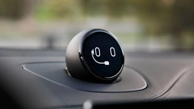 “满血版”CarPlay来了！iPhone全面接管汽车，花320万就能首发体验...
