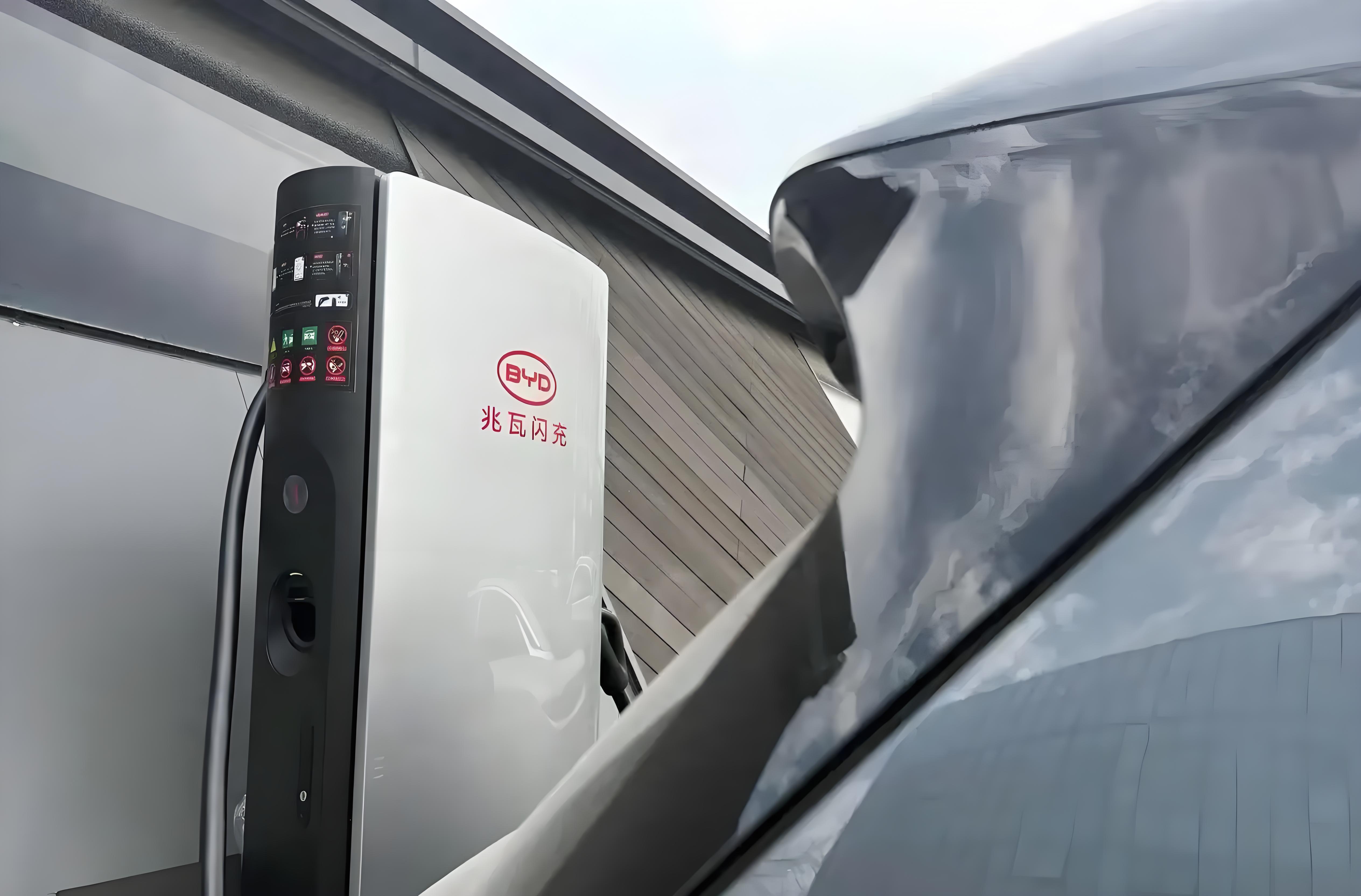 开惯了油车，直接换电动车，差距真的好真实，网友直呼花钱更多了