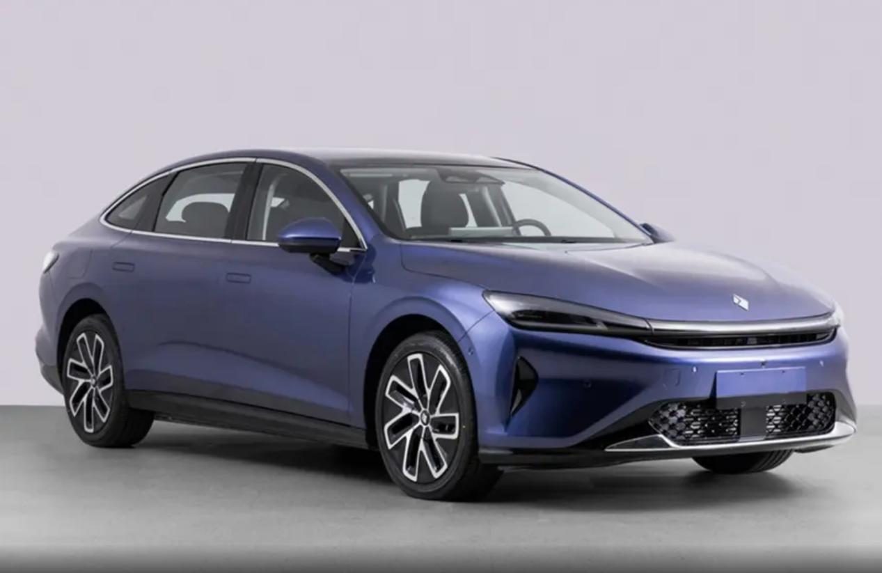 宝骏享境PHEV，12万级插混轿车，标配荷兰KONI软硬可调减震