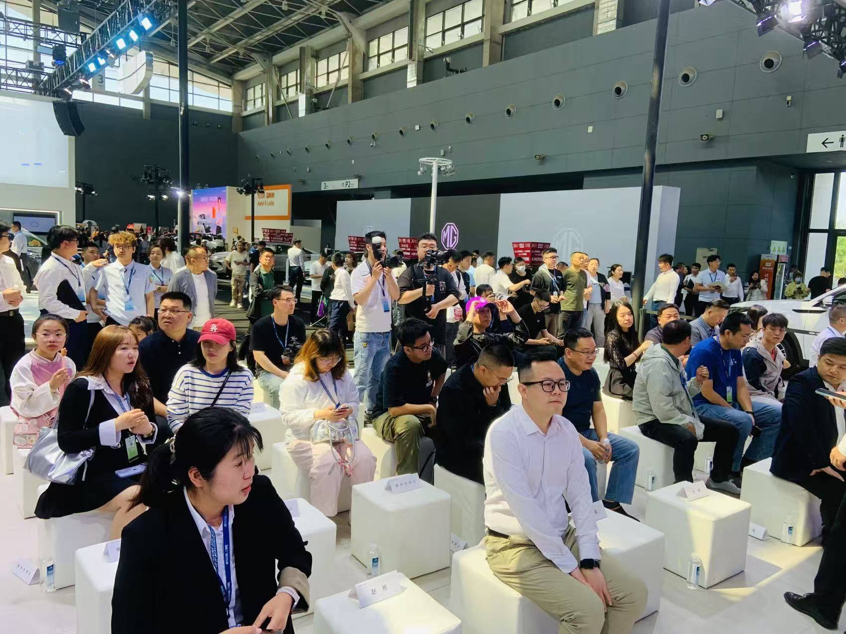 2025款风云T9强势登陆石家庄国际会展中心五一车展