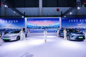 比亚迪旗舰汉L、唐L成都震撼上市，重新定义20-30万级市场价值标杆‌