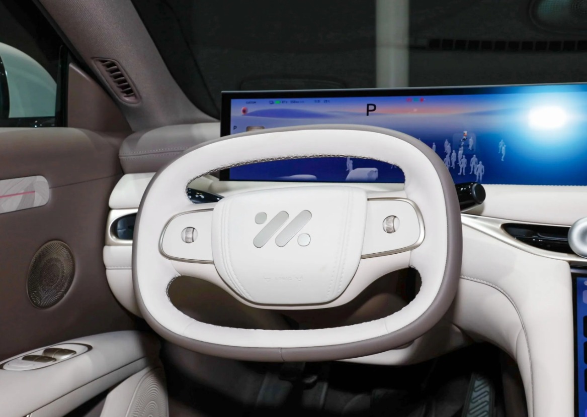 2025款智己L6，400V架构改为800V，但加速变慢，续航变短