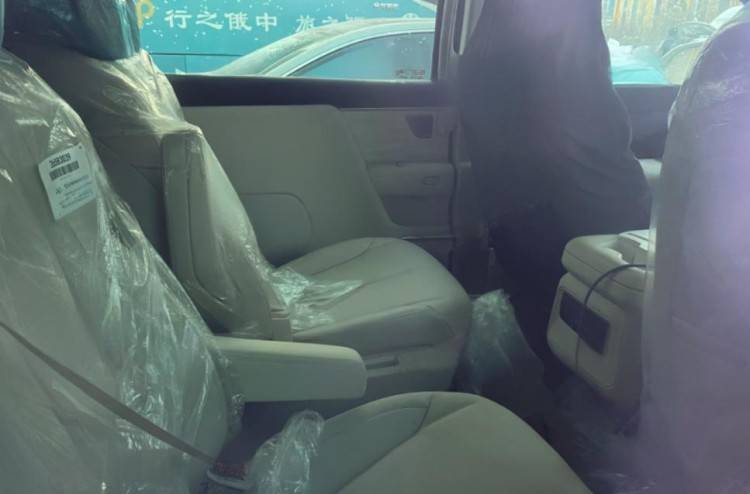别克再推高端插混MPV，售价百万级别？
