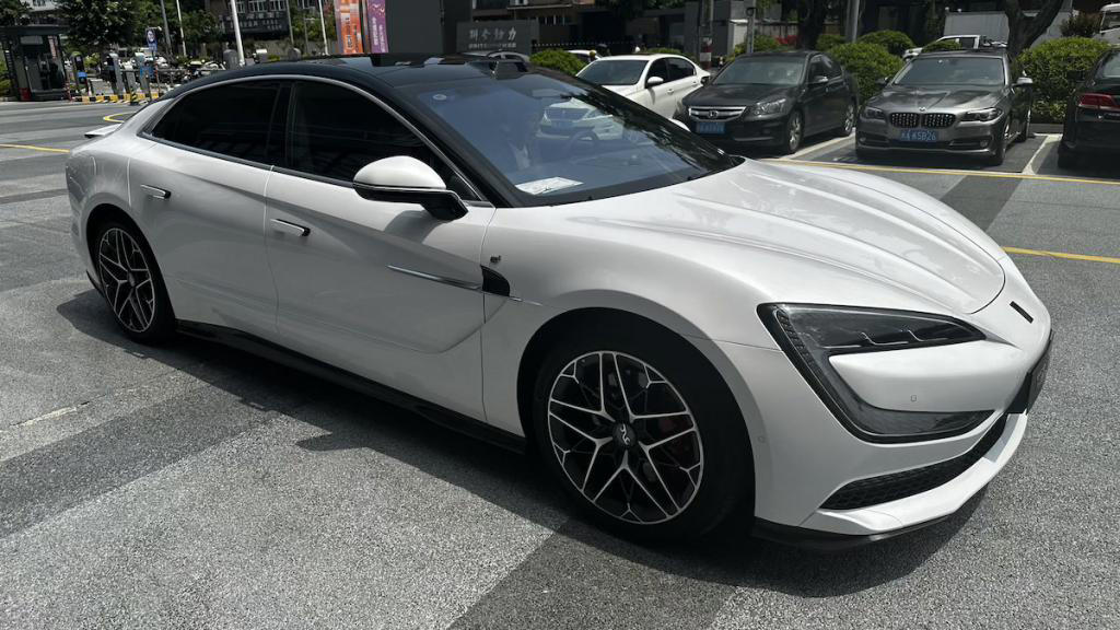 仰望U7，“跑车”的另一种答案