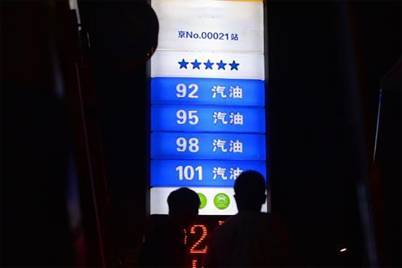 89号汽油和101号汽油适合哪些车使用，汽油标号需要往高了选吗？