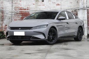 落地20万内，选大众帕萨特出众款380TSI，还是比亚迪汉DM？