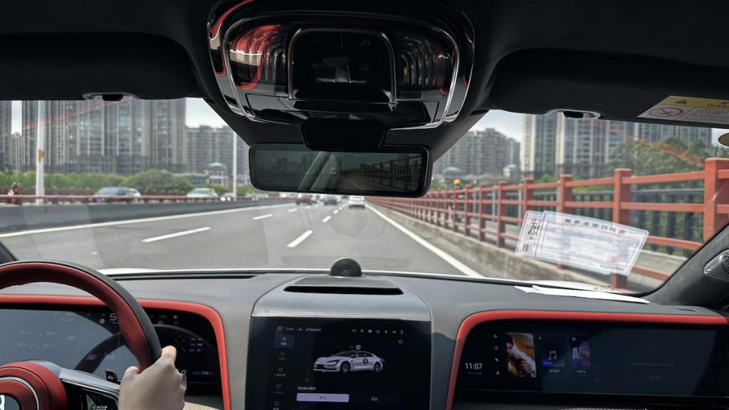 仰望U7，“跑车”的另一种答案