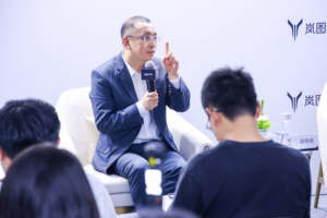 卢放操盘6年业绩平平，岚图汽车错失先机前路几何？