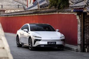 11.59万双AI轿跑，eπ007藏着怎样惊喜？