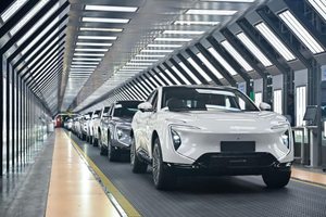 2025阿维塔品牌热爱季重庆起跑，华为乾崑智驾与其“同向奔赴”