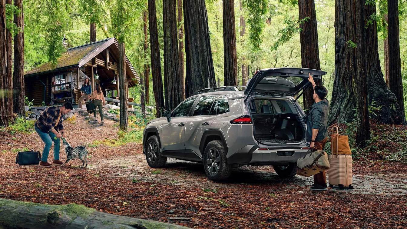 月销1.5万+，全新RAV4亮相，丰田RAV4还值得关注吗？