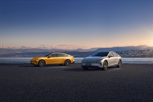 2025款东风奕派eπ007焕新上市 全系售价11.59万元起