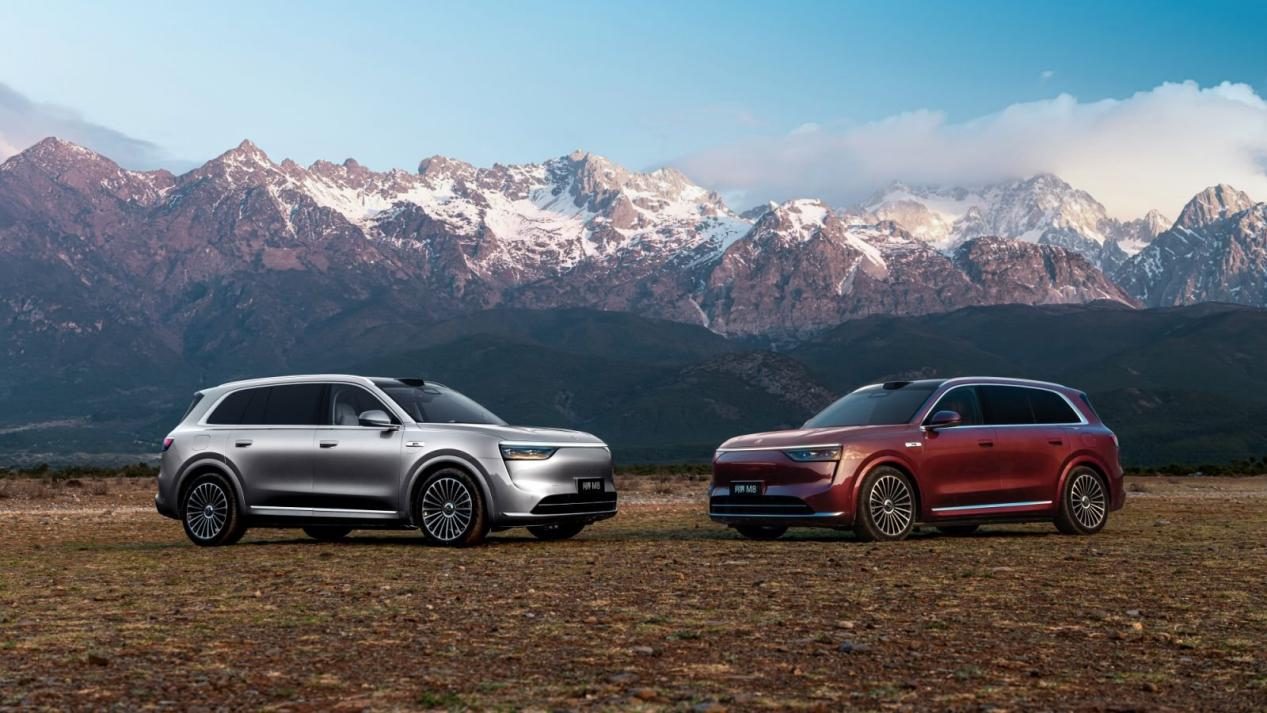【E汽车】权威认证！问界M8通过“2025中国新豪华SUV”测试