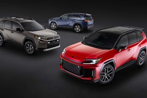 内外全面焕新！全新一代丰田RAV4首发 国产版或2026年引入