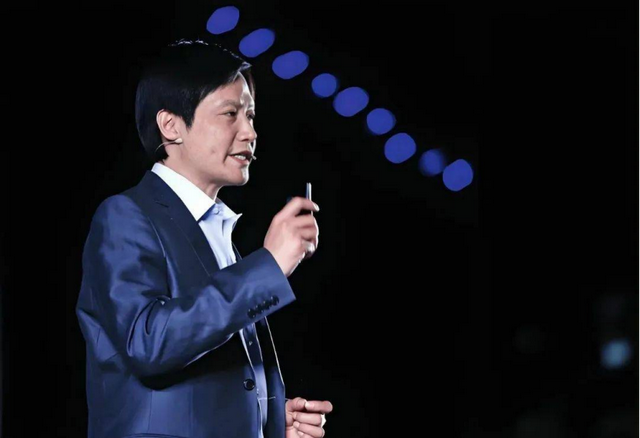 车企高管争先当网红，最后却一地鸡毛，说明了什么？
