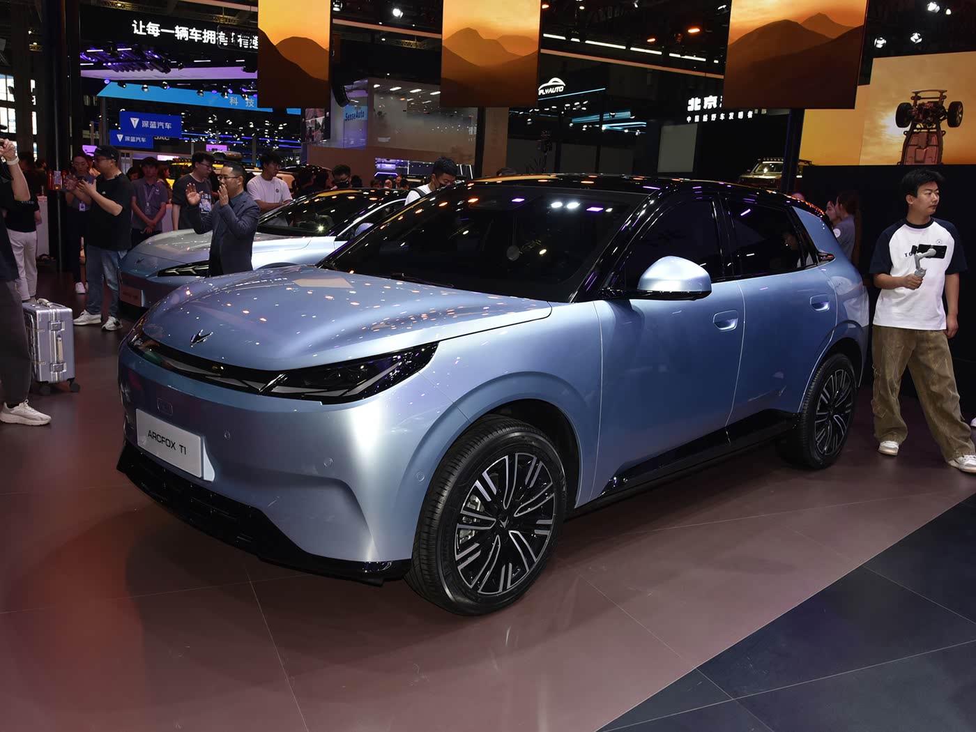 理想i8、乐道L90亮相工信部，前者最高续航720公里
