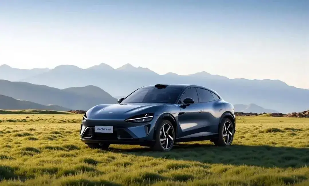 小米YU7来了，打的不是Model Y？