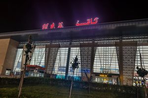 为何阿克苏的福特牌车保有量那么低？