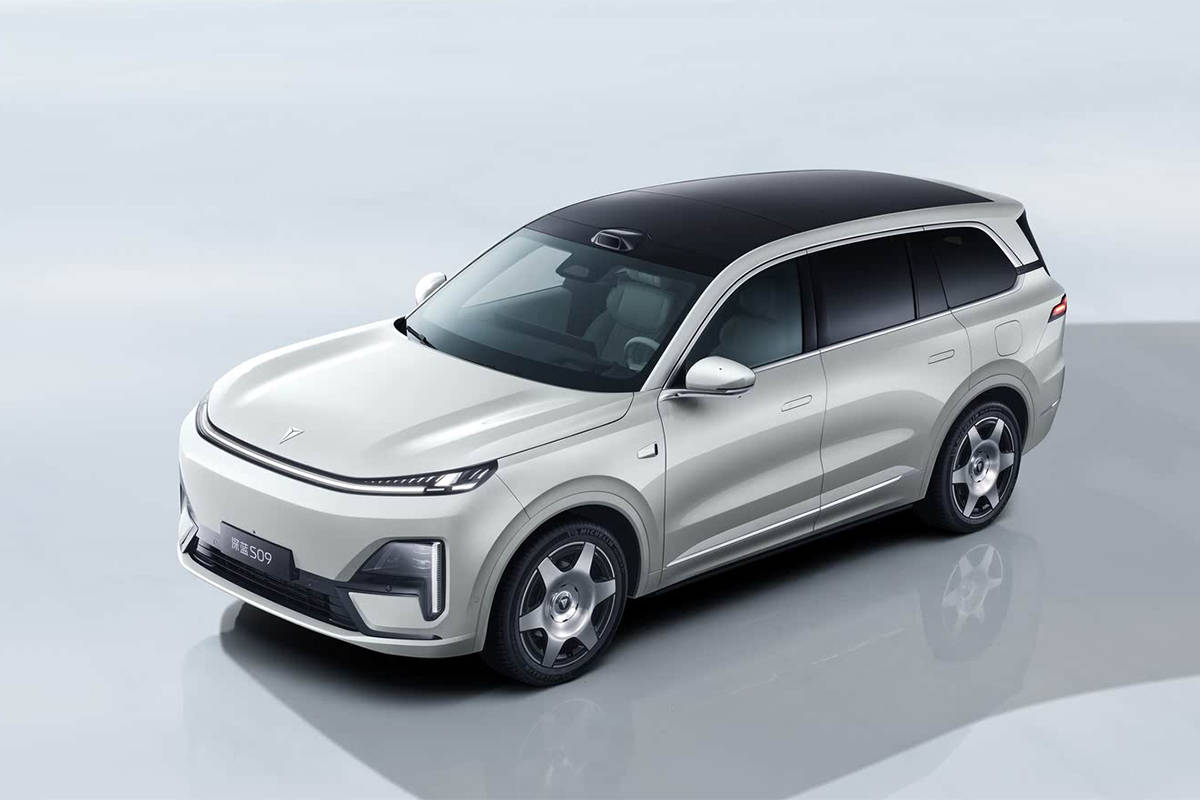 “9系”家用大六座SUV 深蓝S09入手价仅20.49万起