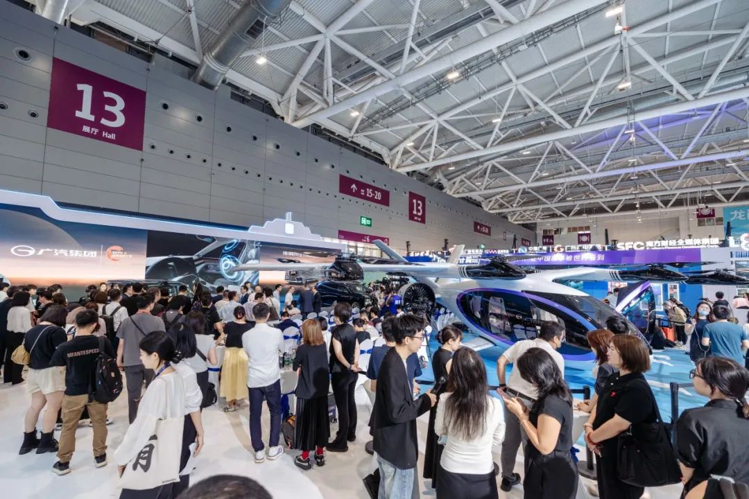 广汽高域 GOVY AirJet 复合翼飞行汽车亮相深圳文博会