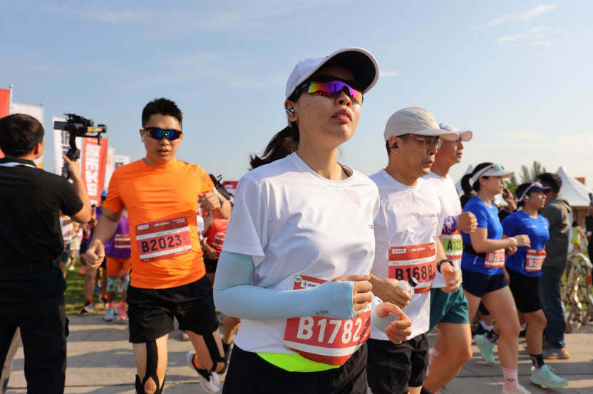 城市K马北京站热力开跑，iCAR以运动为纽带打造出行新体验
