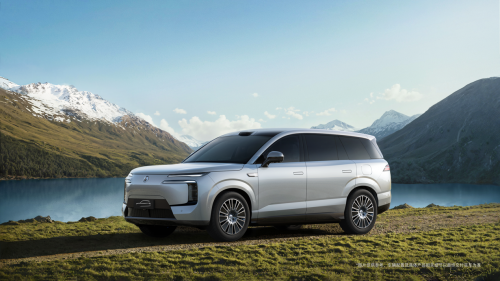 大六座 SUV 市场再掀波澜，腾势 N8L 公告图成热议焦点