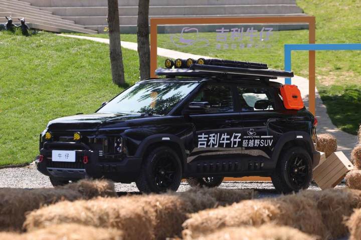 8万级越野爆改出圈！吉利牛仔带来全网最强“官方整活”