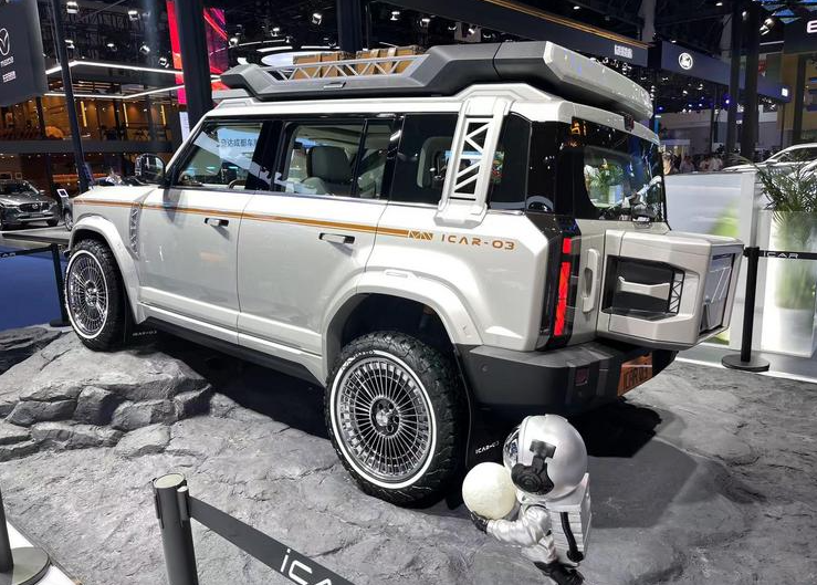 奇瑞X3L完成申报，该车可理解为“iCAR 03插电混动版”